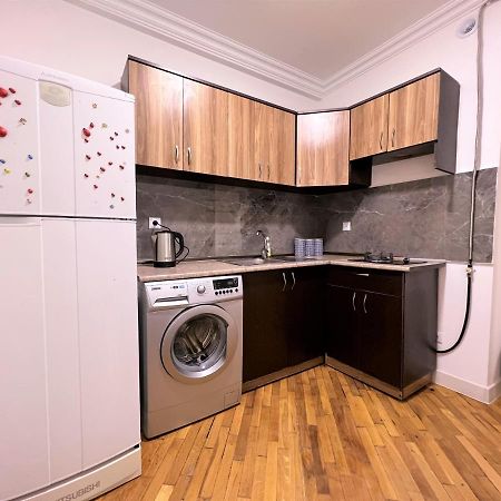 Apartament Cosy Apt Near Republic Square Erywań Zewnętrze zdjęcie