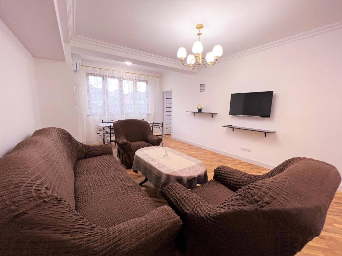 Apartament Cosy Apt Near Republic Square Erywań Zewnętrze zdjęcie