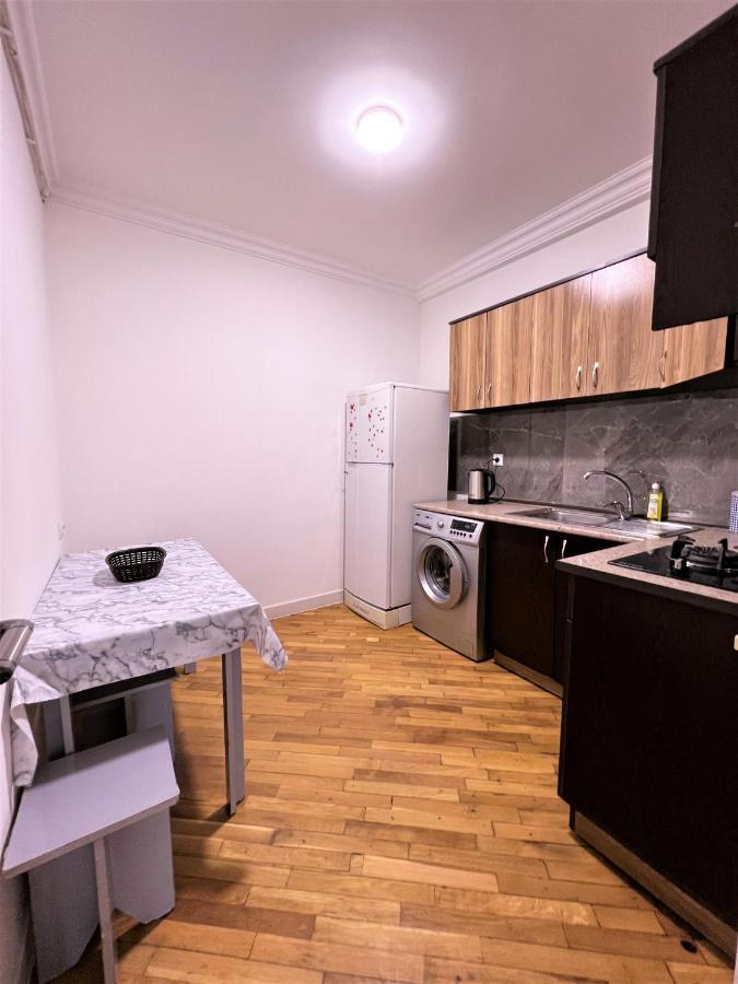 Apartament Cosy Apt Near Republic Square Erywań Zewnętrze zdjęcie