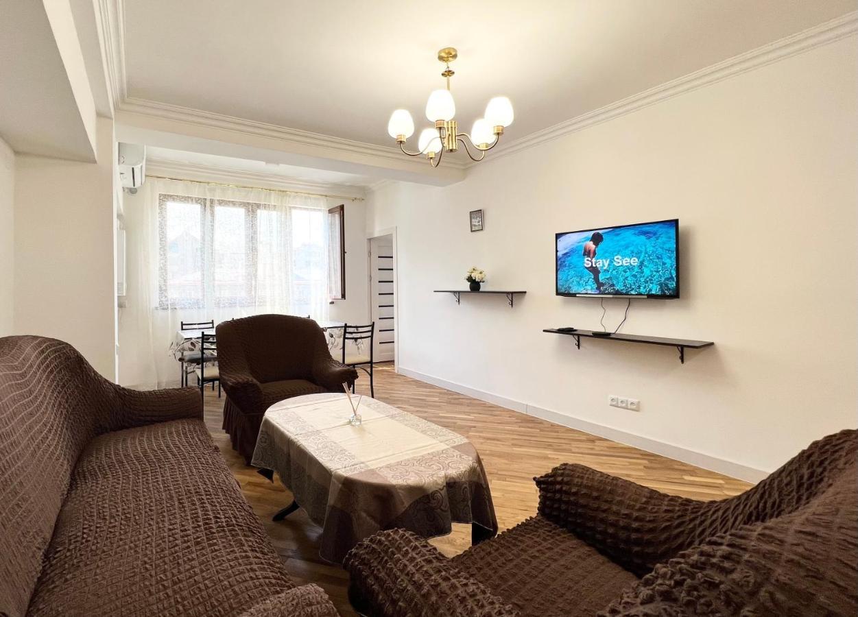 Apartament Cosy Apt Near Republic Square Erywań Zewnętrze zdjęcie